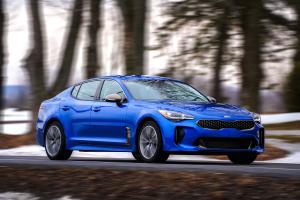 2017 Kia Stinger GT-Line AWD